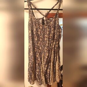 Torrid Floral Top Criss-Cross Back